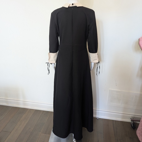 VINTAGE Long Black Collar and Cuff Dress - Picture 6 of 7